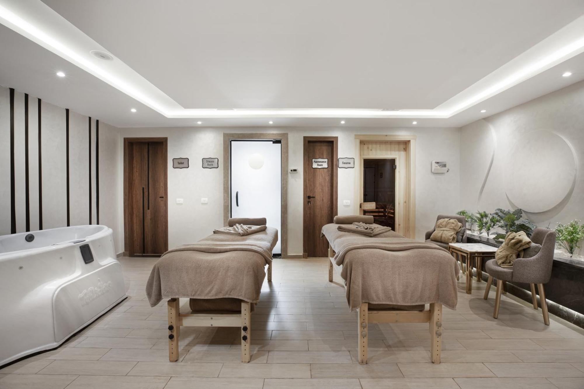 Pyramisa Beach Resort Sahl Hasheesh Hurghada Esterno foto The spa at the hotel